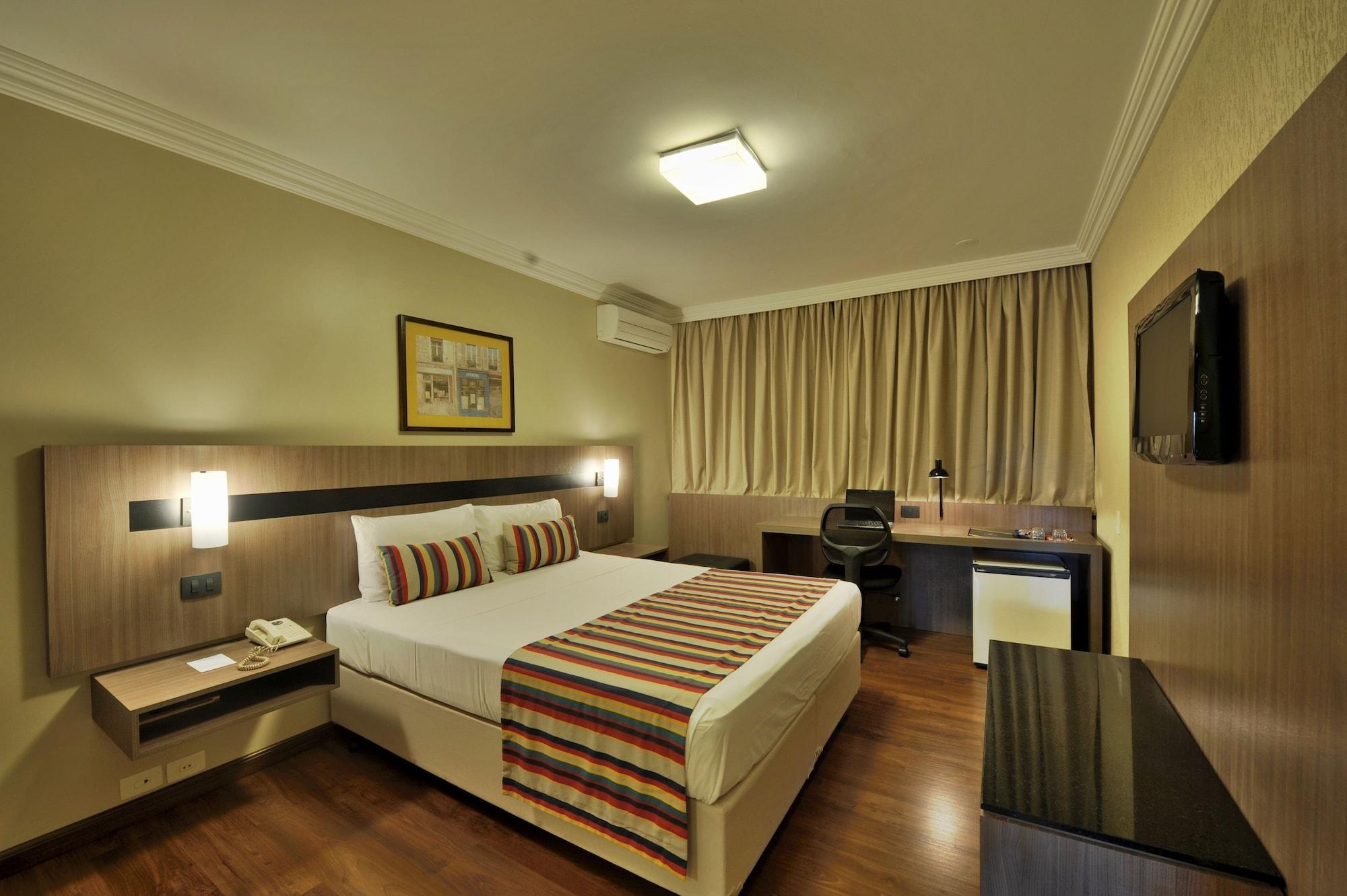 Hotel Deville Express Cascavel Cascavel  Exterior foto