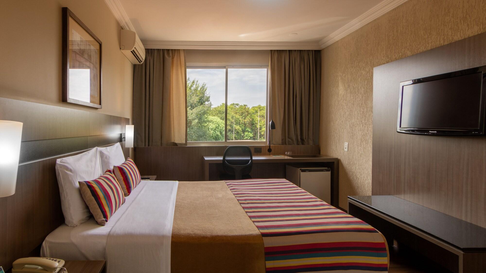Hotel Deville Express Cascavel Cascavel  Exterior foto