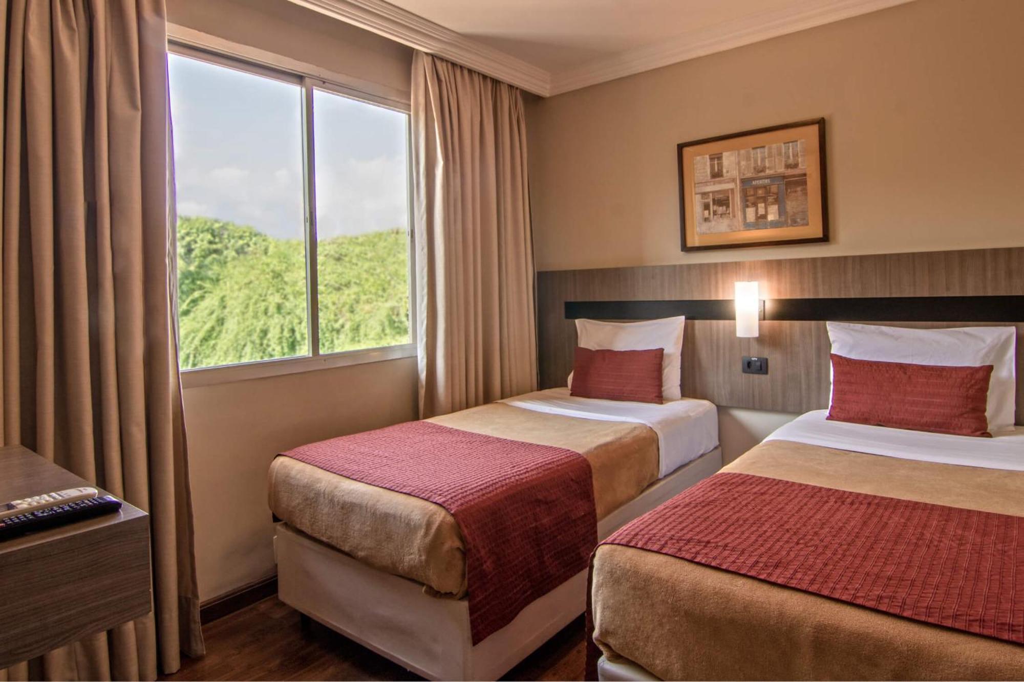 Hotel Deville Express Cascavel Cascavel  Exterior foto